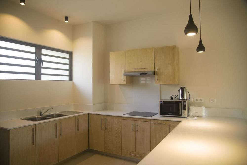 Nitzana Residences & Restaurant Pereybere Beach Exterior photo